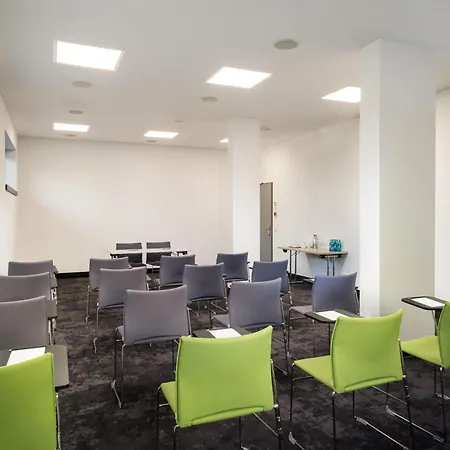 Elaya Kevelaer, Trademark Collection By Wyndham 3*